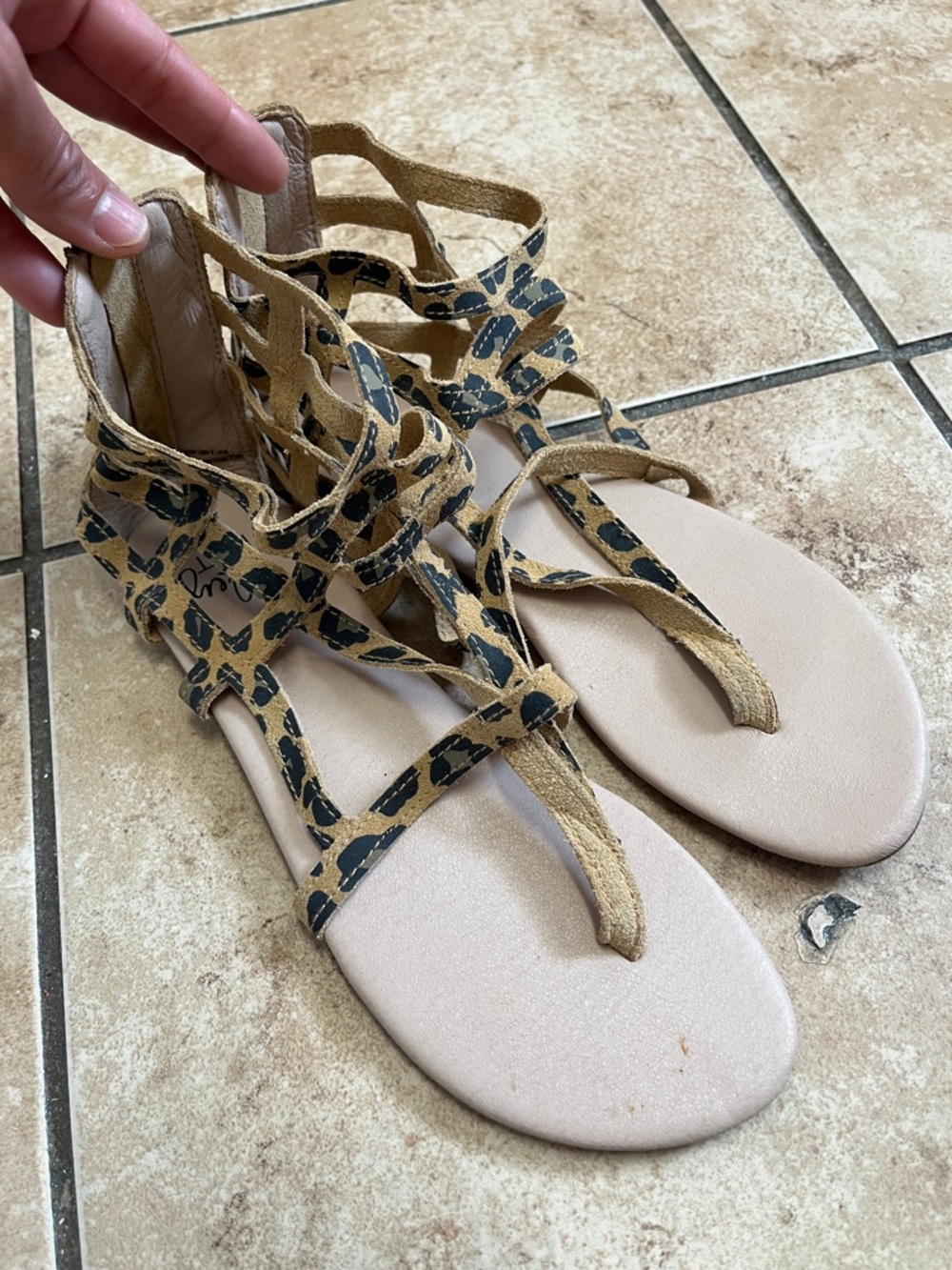 Monkey Feet Leopard Print Strappy Gladiator Sandals - Tan/Black